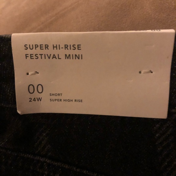 NWT AE Super Hi-Rise Festival Skirt Black Denim Destroyed Button Fly Sz 00 S - Picture 6 of 6